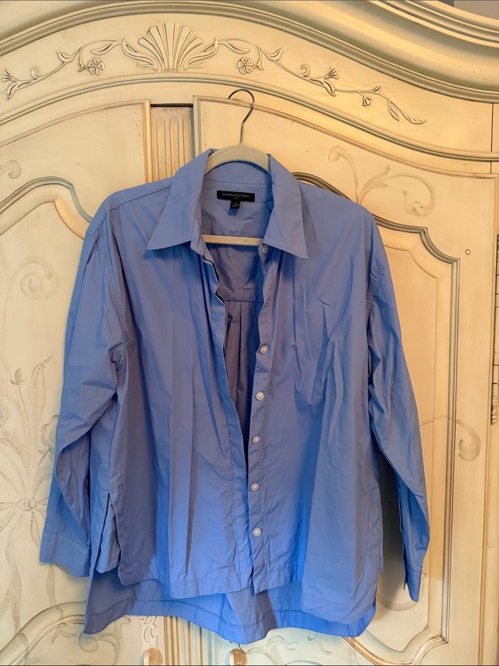 Banana Republic Light Blue Button-Down Shirt